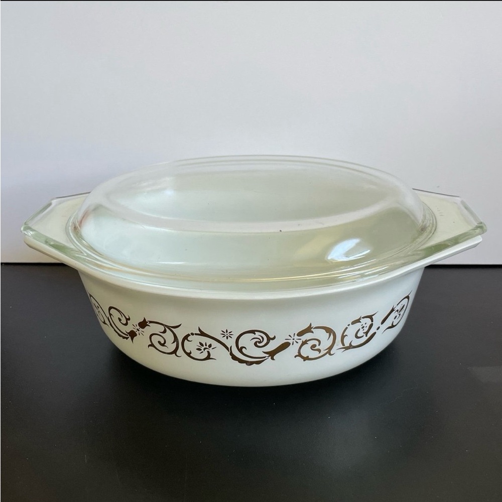 Vintage 1960’s Pyrex Promotional Pattern 043 - Empire Scroll